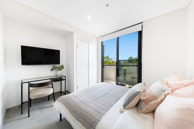 1/14 Marlborough Rd, NSW 2140