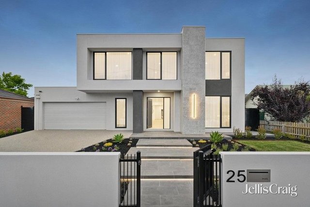 25 Charlton Street, VIC 3149