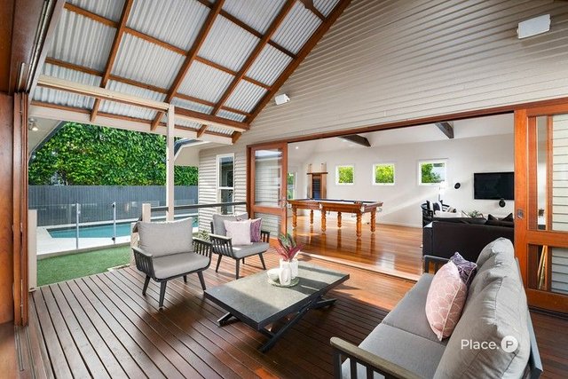 7 Crawford Road, QLD 4068