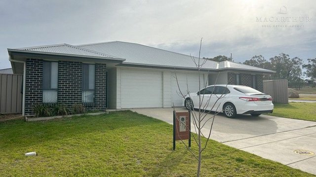1/28 Gasnier Loop, NSW 2650