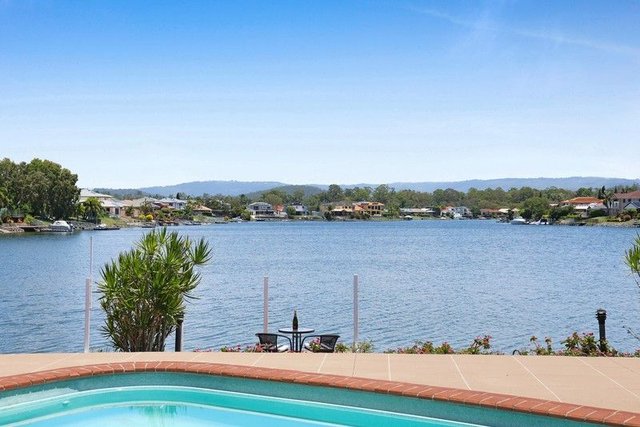 16 Eastbank Terrace, QLD 4212