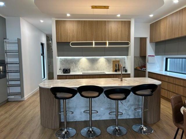 12a Russ Avenue, SA 5023