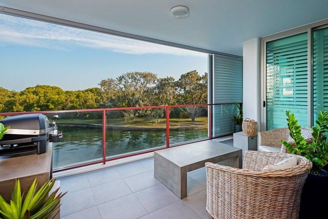 30203/2 Ephraim Island Parade, QLD 4216