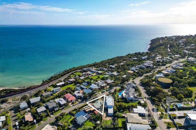 32 Mount Martha Road, VIC 3934