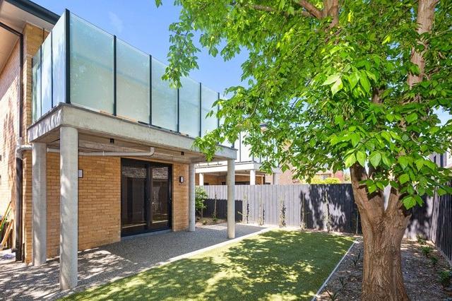 2/31 Peel Street, VIC 3101