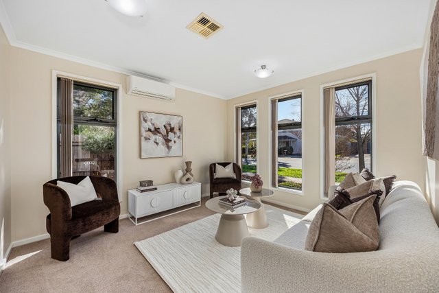 24 Baratta Street, ACT 2911