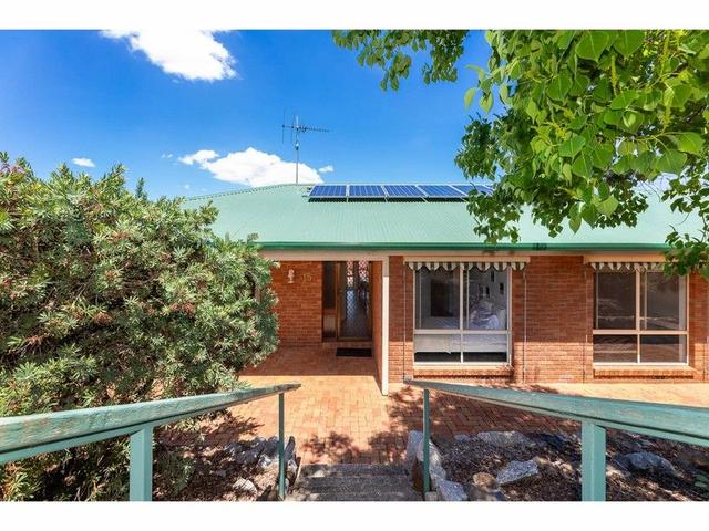 15 Baw Baw Street, NSW 2640