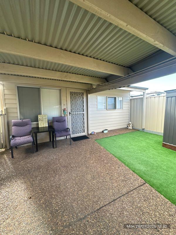 8A Renfrew Crescent, NSW 2285