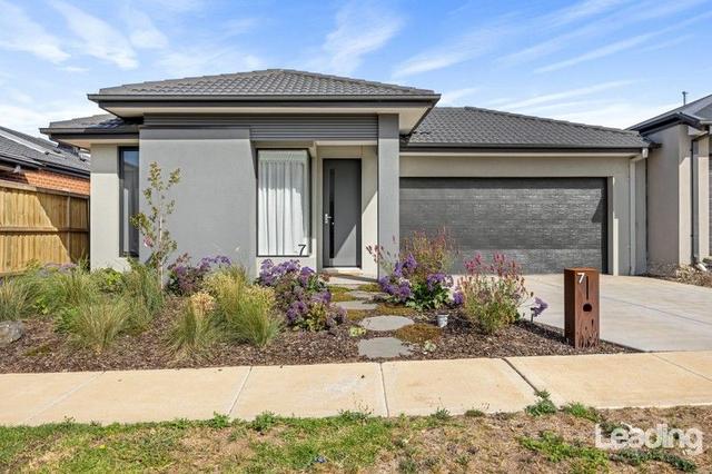 7 Essence Street, VIC 3427