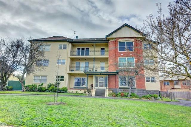11/412 Drummond Street North, VIC 3350