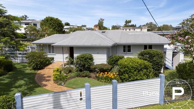 65 Camelot Street, QLD 4105