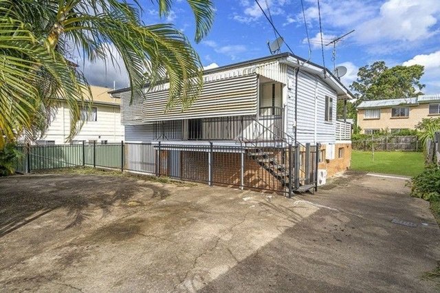 2 Waratah, QLD 4114