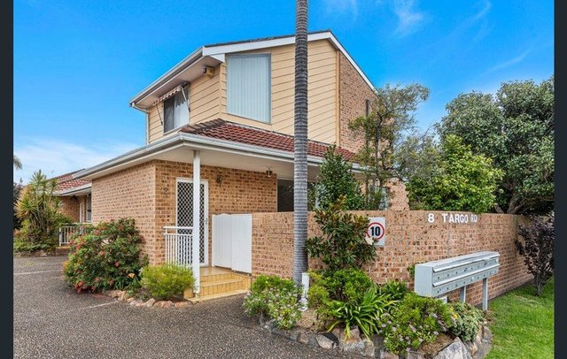 2/8 Targo Road, NSW 2217