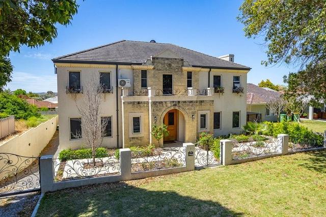 7 Davis Road, WA 6156