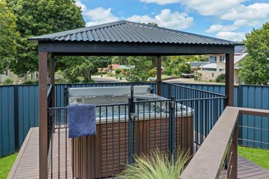 12 Kirsten Dve, QLD 4518