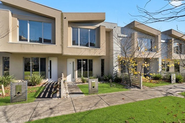 9 Nanea Path, VIC 3977