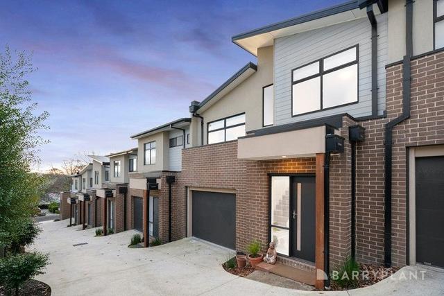 6 Surat Place, VIC 3140