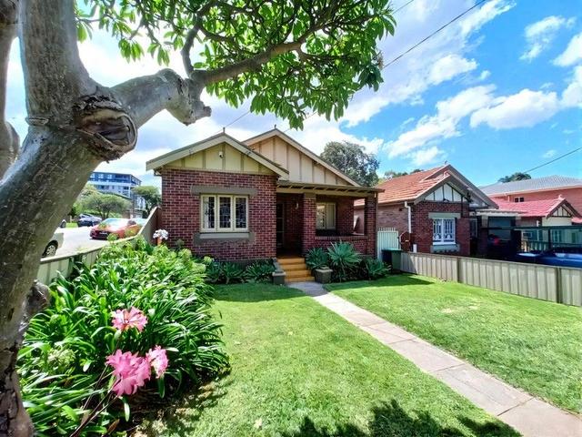 33 Grosvenor Rd, NSW 2221