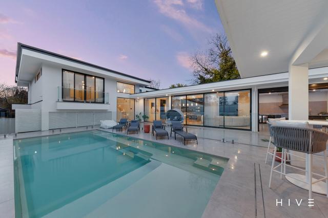 118 Monaro Crescent, ACT 2603