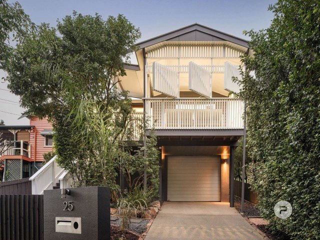 25 Central Avenue, QLD 4064
