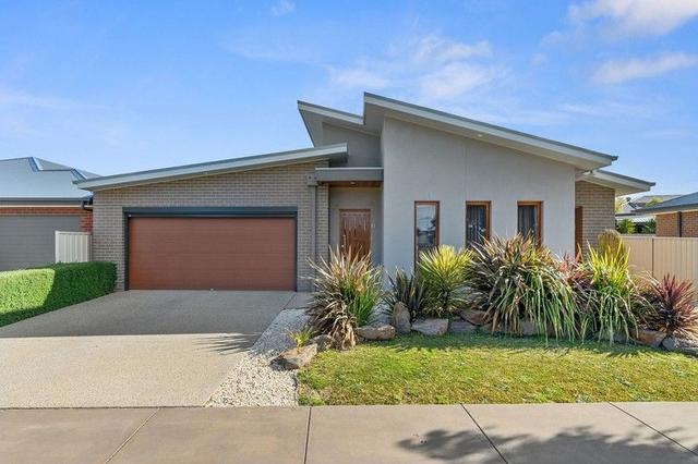 11 Park Village Terrace, VIC 3551