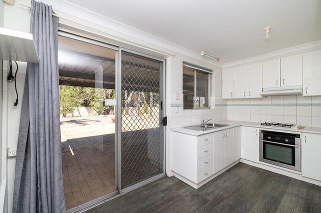 20 Adelina Court, WA 6111