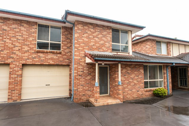 2/25 Fisher Street, NSW 2529