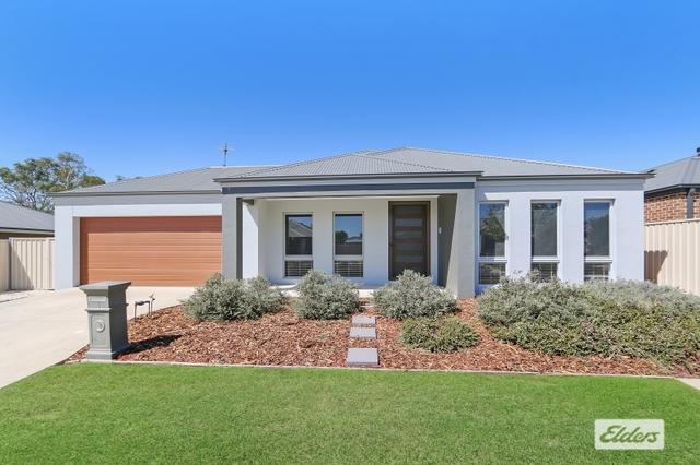 4 McDougall Avenue, VIC 3690