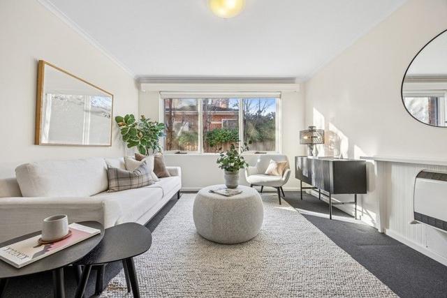 2/14 Rosslyn Street, VIC 3123