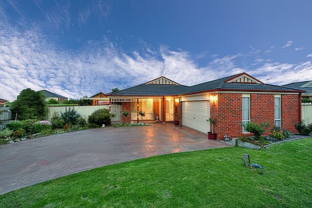 39 Robinswood Parade, VIC 3805