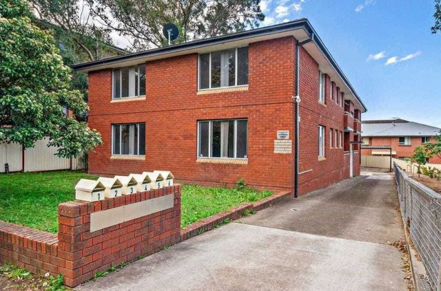 04/1 Arthur St, NSW 2160