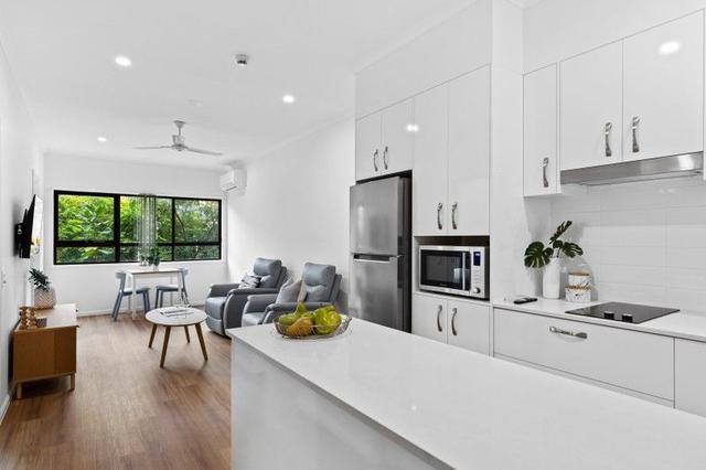 215/61 Explorer Drive, QLD 4035