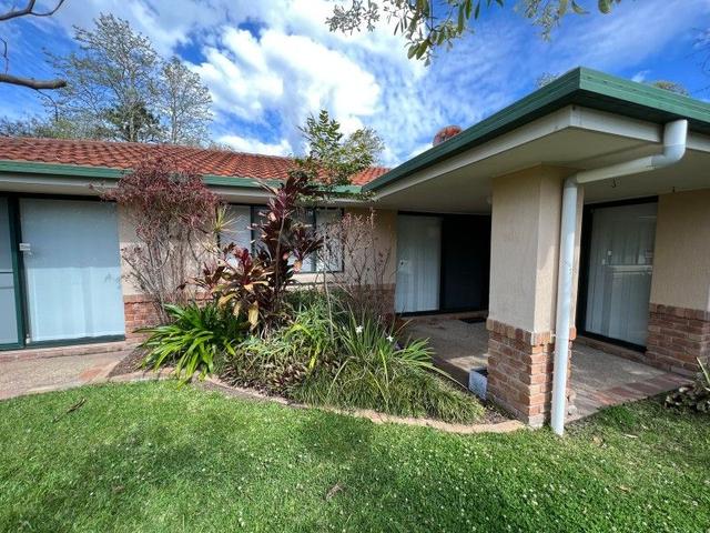 1 Swansdale Close, QLD 4211