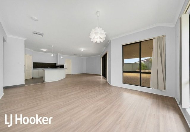 14 Adelong Circuit, WA 6030