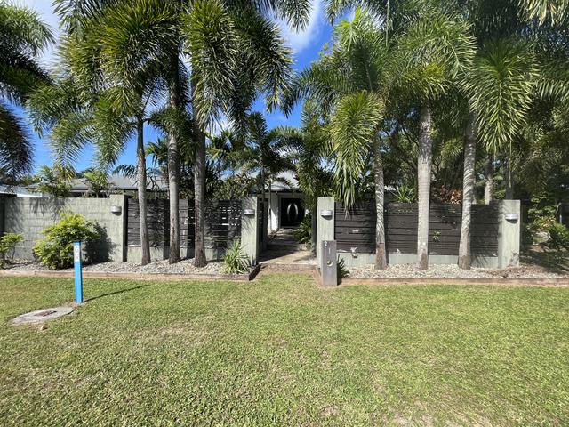2 McNamara St, QLD 4852