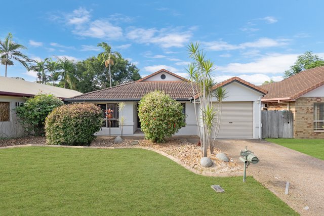 8 Flame Court, QLD 4817