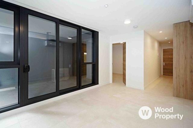 807/12 Queens Road, VIC 3000