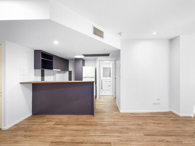 2F/119 Leichhardt St, QLD 4000