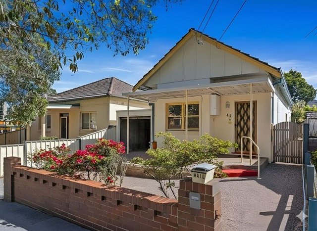 42 Newman St, NSW 2223