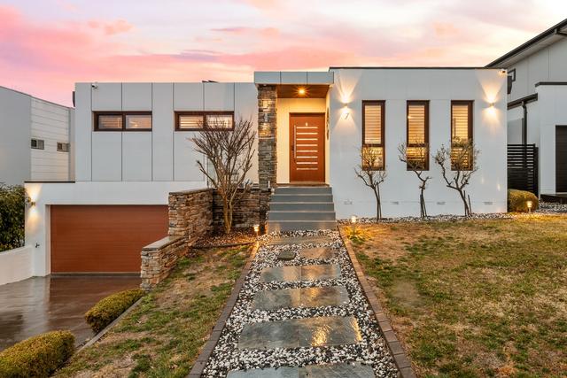 7 Alan Watt Crescent, ACT 2913