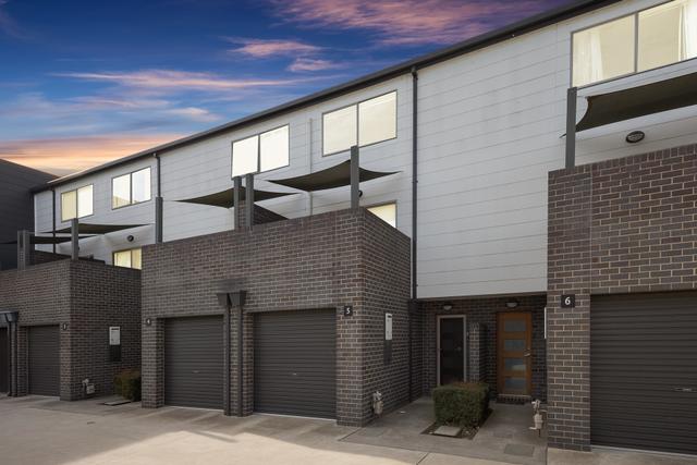 5/8 Henry Kendall Street, ACT 2913