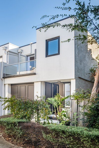 6 Lewisham Lane, VIC 3181