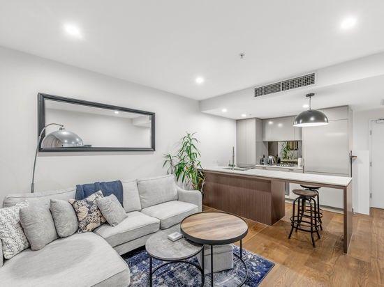 709/148 Logan Road, QLD 4102