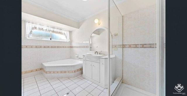 570 Creek Road, QLD 4122