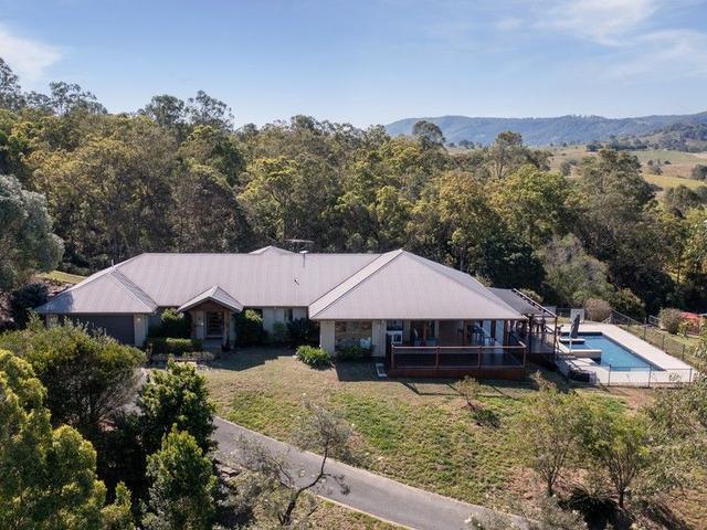 5 Stacey Court, QLD 4521