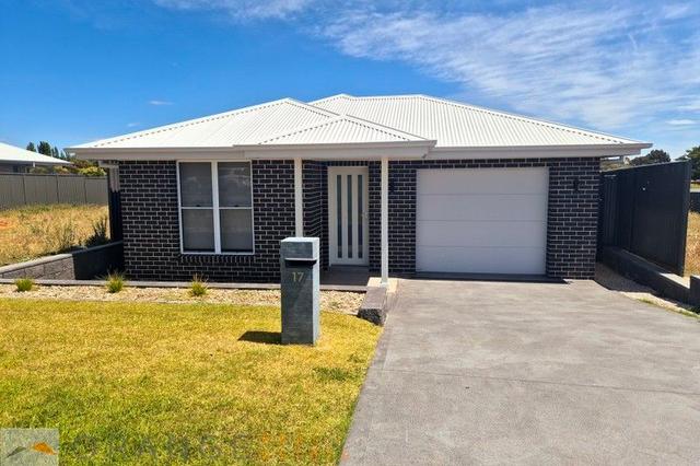 17 Breeze  Road, NSW 2800