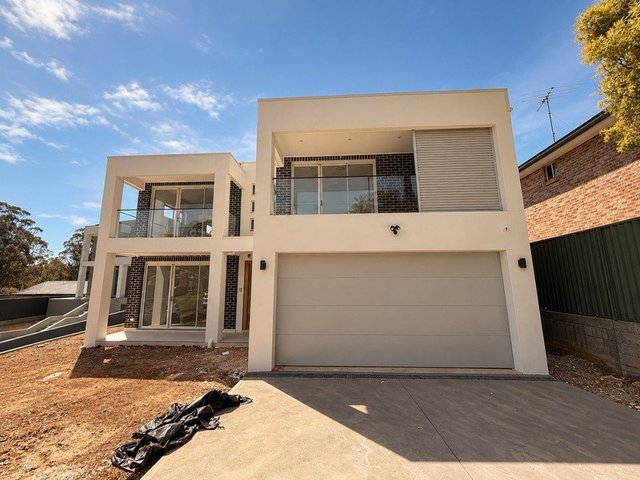 4a Charnwood Court, NSW 2560