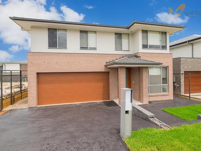 30 Queensbury Street, NSW 2762