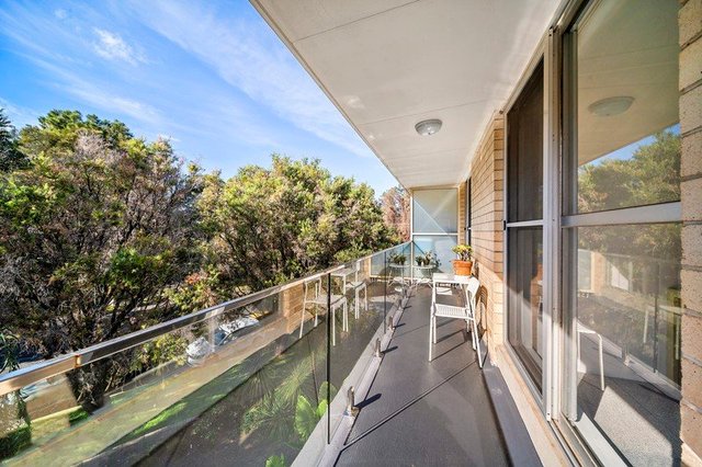 10/8 Fairway Close, NSW 2093