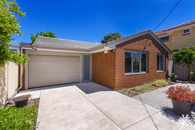 30 Lyons Street, WA 6103